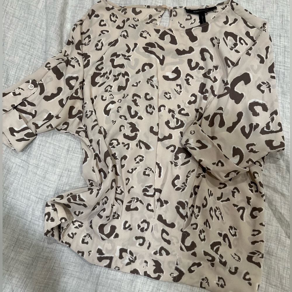 BCBG MAXAZRIA leopard print top XS